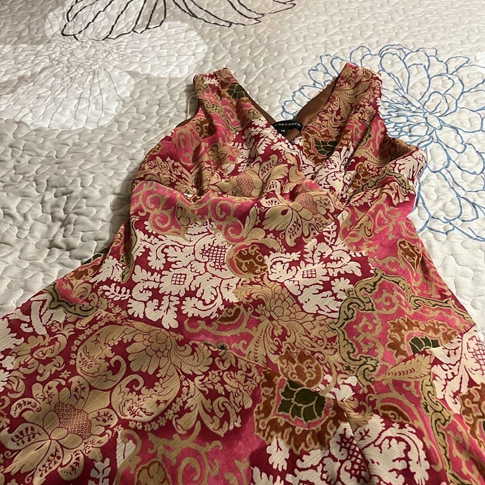 Dress - Picture 3 of 3